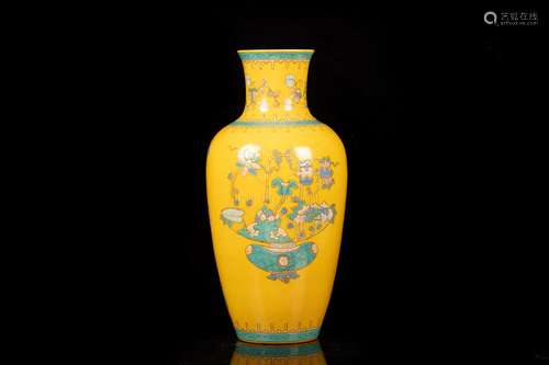 A RARE YELLOW-GROUND FAMILLE ROSE FLORAL VASE