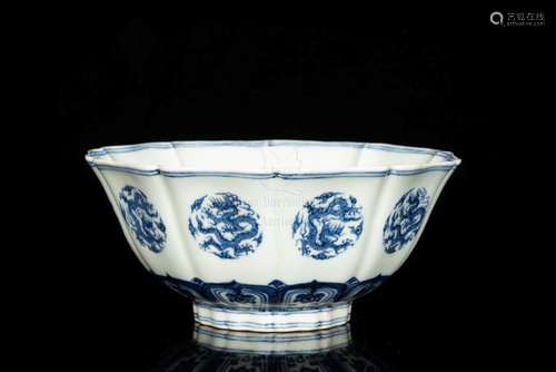 A RARE MING-STYLE BLUE AND WHITE FLORAL-FORM BOWL