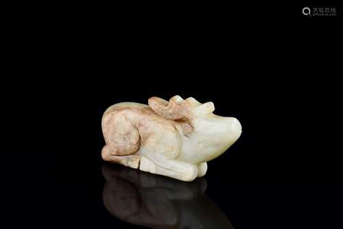 WHITE JADE CARVED 'DEER' FIGURE