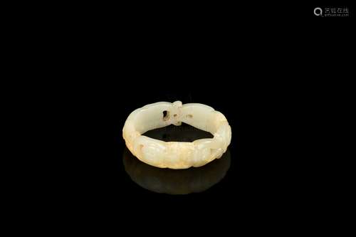 WHITE JADE CARVED 'PEOPLE' BANGLE