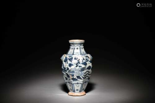 BLUE AND WHITE OCTAGONAL 'CRANES' VASE