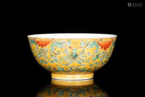 A YELLOW-GROUND FAMILLE BOWL