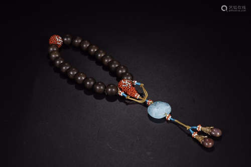 CHENXIANG WOOD BEADS WITH AMBER