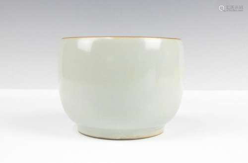CHINESE DING TYPE PORCELAIN CUP