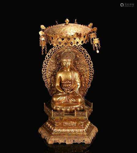 CHINESE GILT BRONZE FIGURE OF BUDDHA