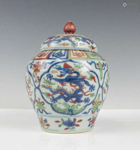 CHINESE WUCAI PORCELAIN DRAGON COVER JAR