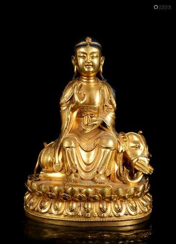 CHINESE GILT BRONZE FIGURE OF GUANYIN