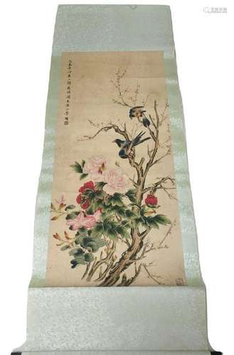 CHINESE SCROLL PAINTING OF FLOWER AND BIRD