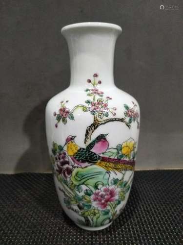 CHINESE FAMILLE ROSE VASE OF FLOWER AND BIRD