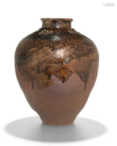 Momoyama (1573-1615) or Edo (1615-1868) period, early 17th century A large Tanba ware storage jar