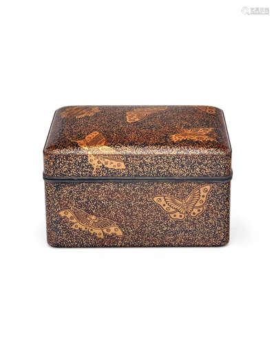 A lacquer kobako (small box)Edo period (1615-1868), 19th century School of Yoyusai