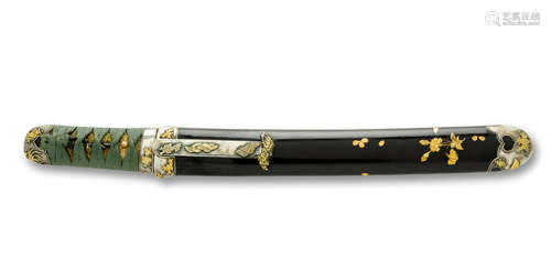 Edo period (1615-1868), 19th century A black lacquer aikuchi tanto koshirae (mounts for a dagger)