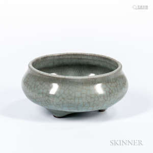 Crackle-glazed Celadon Censer