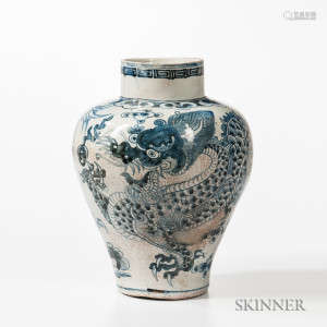 Blue and White Dragon Jar