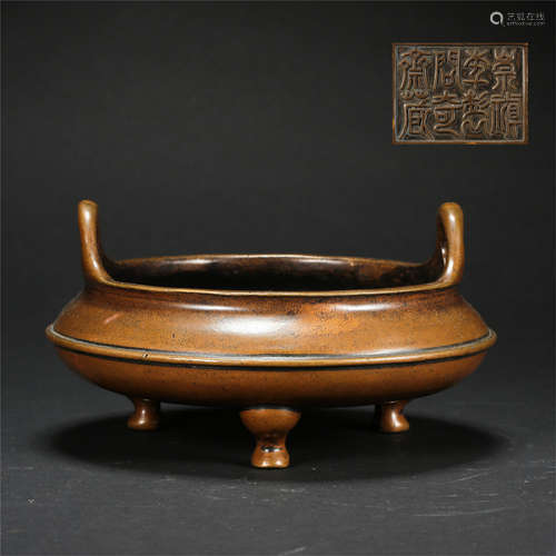 CHINESE BRONZE TRIPLE FEET CENSER