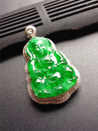 18K WHITE GOLD DIAMOND NATURAL JADEITE GUANYIN PENDANT