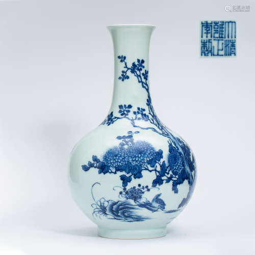 CHINESE PORCELAIN BLUE AND WHITE FLOWER AND ROCK VASE