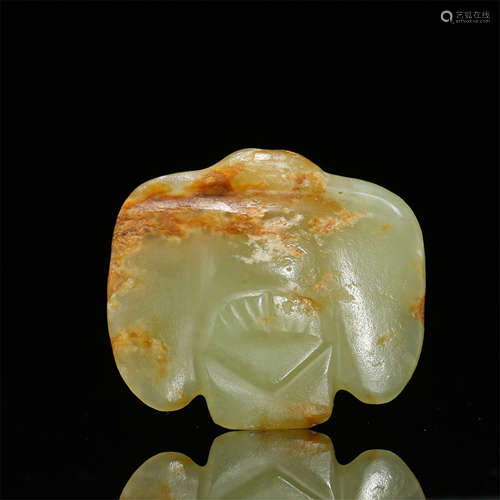 CHINESE YELLOW JADE BIRD PENDANT