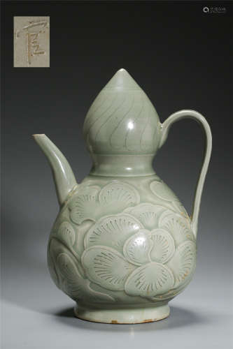 CHINESE PORCELAIN YAO WARE LOTUS KETTLE