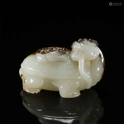 CHINESE WHITE JADE BEAST TABLE ITEM