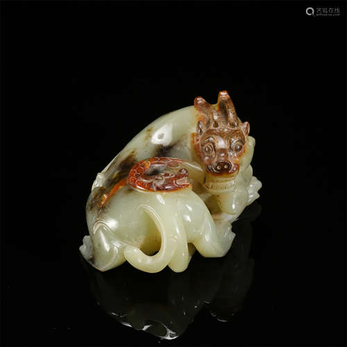 CHINESE ANCIENT JADE BEAST TABLE ITEM