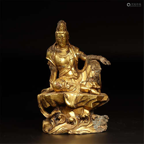 CHINESE GILT BRONZE SEATED GUANYIN