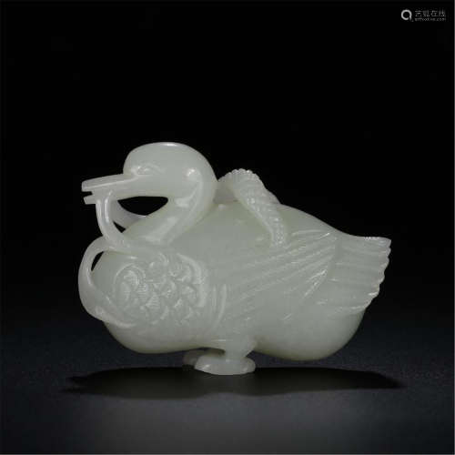 CHINESE WHITE JADE DUCK TABLE ITEM