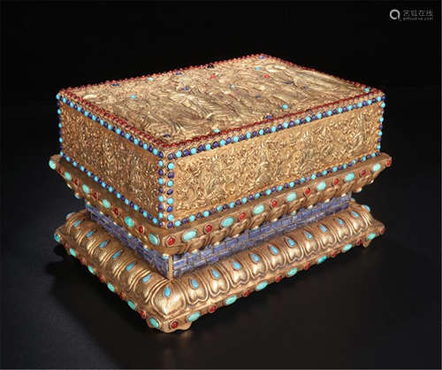 CHINESE GEM STONE INLAID GILT BRONZE LIDDED SQURE BOX