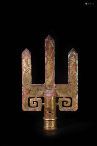 CHINESE GOLD INLAID BRONZE FORK HEAD