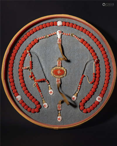CHINESE CORAL BEAD CHAOZHU COURT NECKLACE