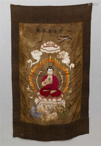 CHINESE EMBROIDERY THANGKA OF SEATED BUDDHA