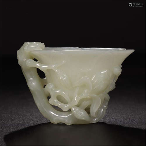 CHINESE GREY JADE FLOWER JUE CUP
