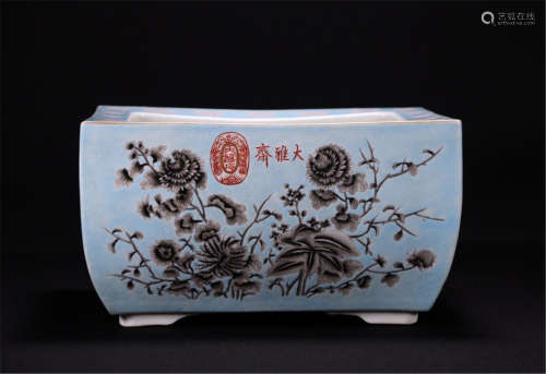 CHINESE PORCELAIN FAMILLE ROSE BIRD AND FLOWER SQUARE PLANTER