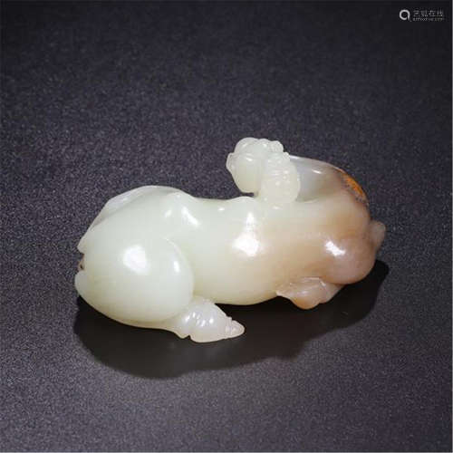 CHNIESE WHITE JADE HORSE TABLE ITEM