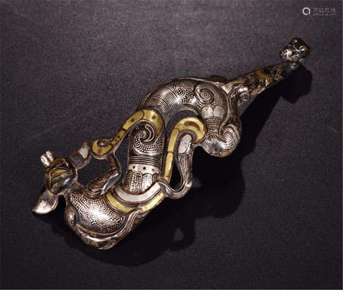 CHINESE SILVER GOLD INLAID BRONZE DRAGON BLET HOOK