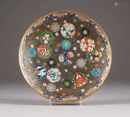 CLOISONNÉ-PLATTE MIT FLORALDEKOR China, um 1900