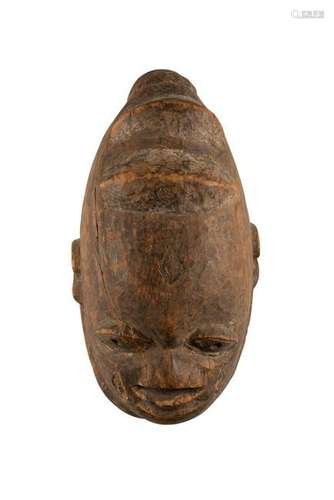 MASKE Nigeria, Afrika, 2. Hälfte 20. Jh. Holz,