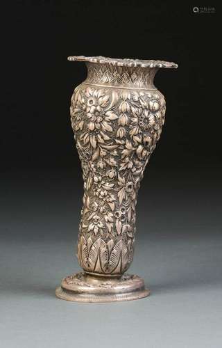 DEKORATIVE BLUMENVASE USA, New York, Tiffany & Co, 1879