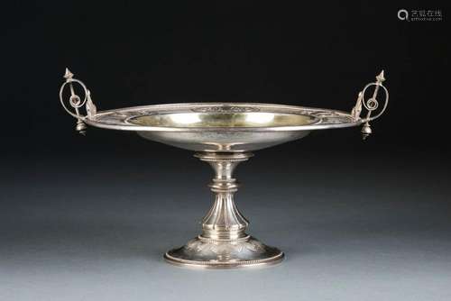 GROSSE TAZZA Bremen, Wilkens & Söhne, 1877 Silber,