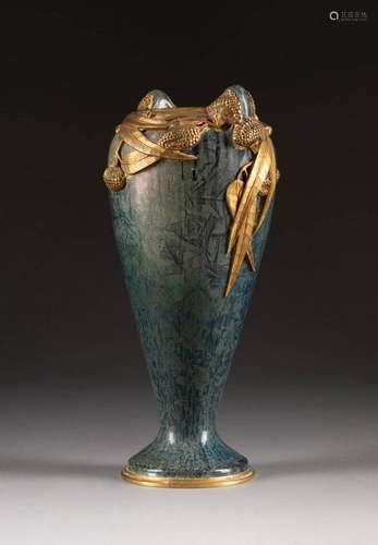 JUGENDSTIL-VASE MIT BRONZEMONTIERUNG Frankreich,