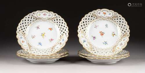 SECHS TELLER 'STREUBLUMEN' Deutsch, Meissen, 1850-1924