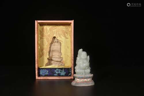 A Chinese Carved Jade Figure