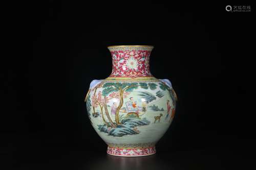 A Chinese Famille-Rose Porcelain Vase