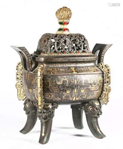 CHINESE PARCEL GILT BRONZE CENSER AND COVER