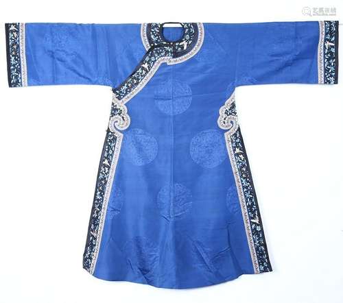 CHINESE SILK WOMAN'S ROBE