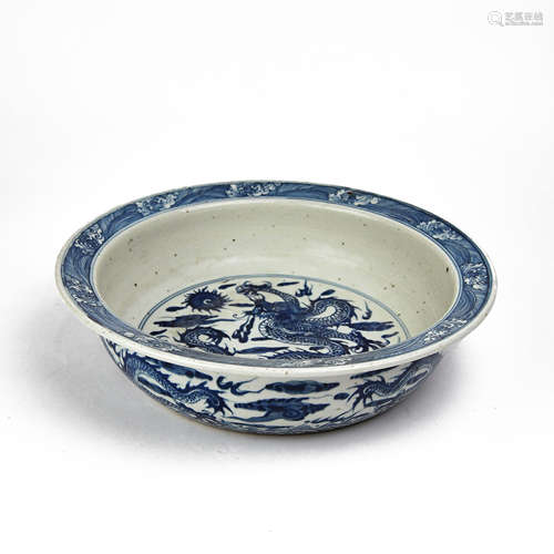 A Chinese Blue and White Porcelain Brush Washer