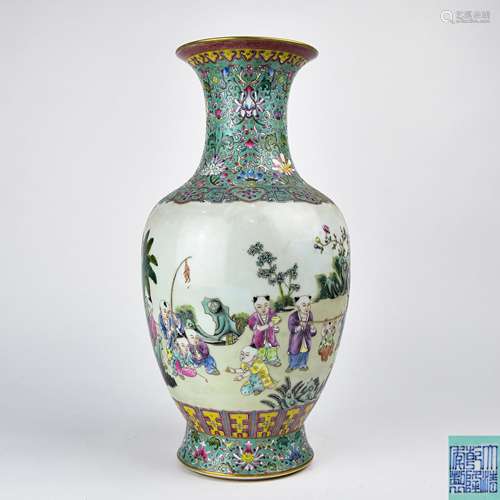 A Chinese Famille-Rose Porcelain Vase