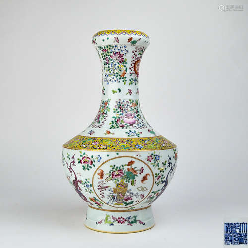 A Chinese Famille-Rose Porcelain Vase