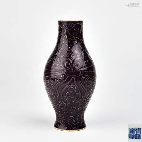 A Chinese Black Glazed Porcelain Vase