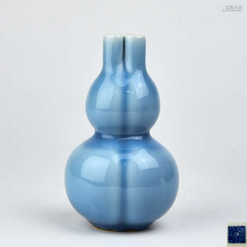 A Chinese Blue Glazed Porcelain Double Gourd Vase